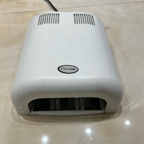 UV lamp used with timer