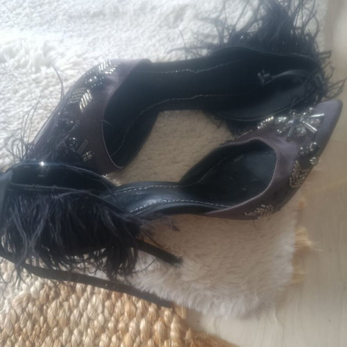 Zara Limited Edition Pumps with Ostrich Feather and Strass, Size 37, Like New