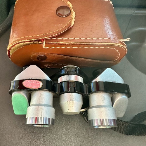 Opera theater binoculars like new with case