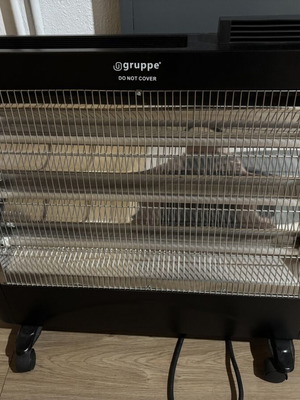 Gruppe space heater like new with fan and multiple programs