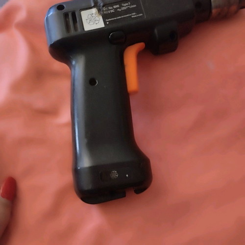 Black Decker screwdriver used without charger