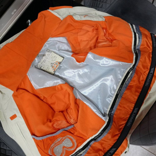 Trespass kids winter jacket like new, size L, beige and orange