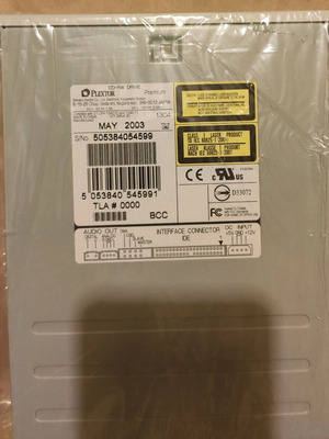 Plextor PlexWriter Premium CD-RW new, bulk packaging