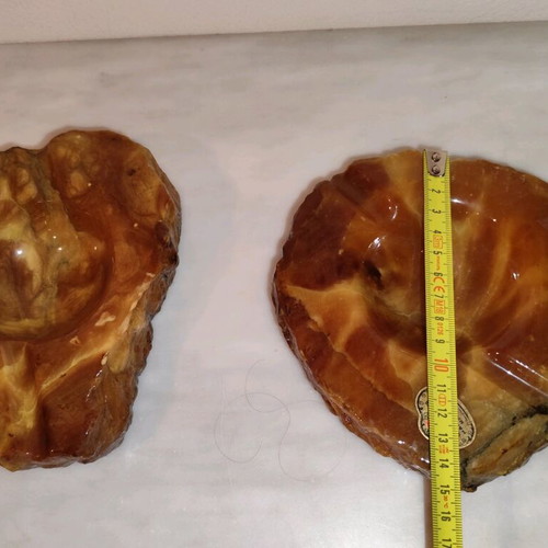 Alabaster ashtrays like new, made in Italy