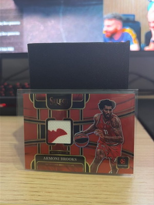 Armoni Brooks Collectible Card new