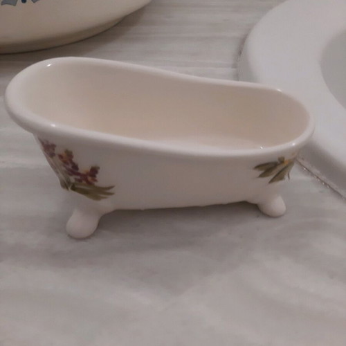 Porcelain bathtub soap dish like new with painting design