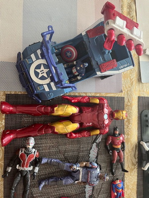 Φιγούρες super heroes από Marvel μεταχειρισμένες