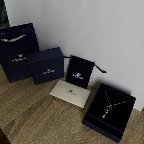 Swarovski Black Swan Necklace New