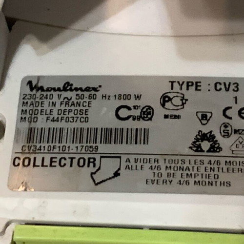 Electric iron like new, fully functional