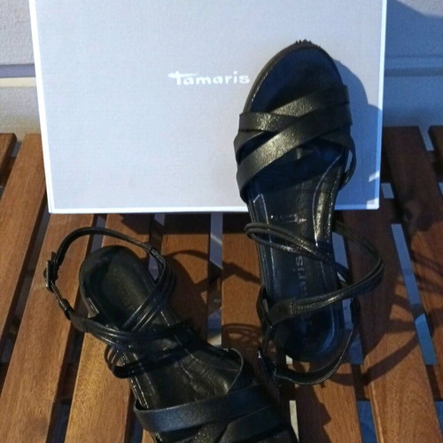 Tamaris Comfort women's sandals size 38 black like new