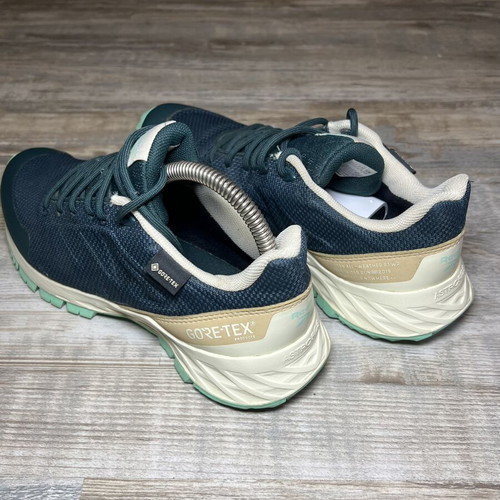 Reebok Astroride Trail GTX 2.0 Trail Running Shoes Used Size EU 37