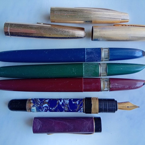 Pens used, set of four