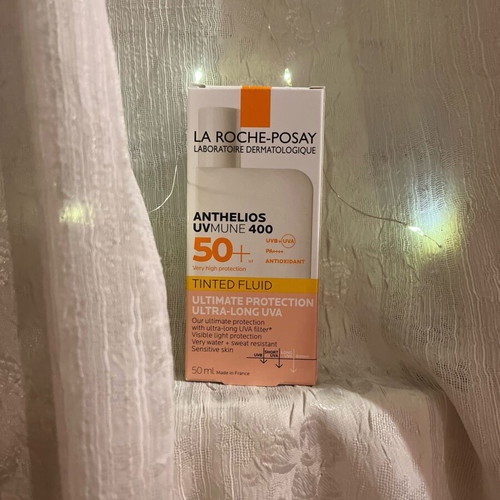 Roche Posay Anthelios UVMune 400 Tinted Fluid Face Sunscreen with Color SPF50+ 50ml new