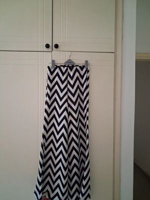 Flare Pants Voice Woman's Fashion Size S Like New Black White Zigzag