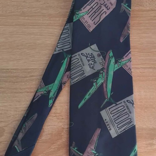 Tie like new, blue color