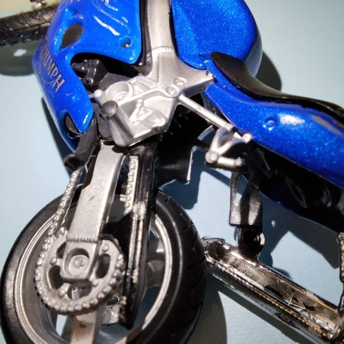 Triumph TT600 and Bonneville Bobber 1:18 scale models like new