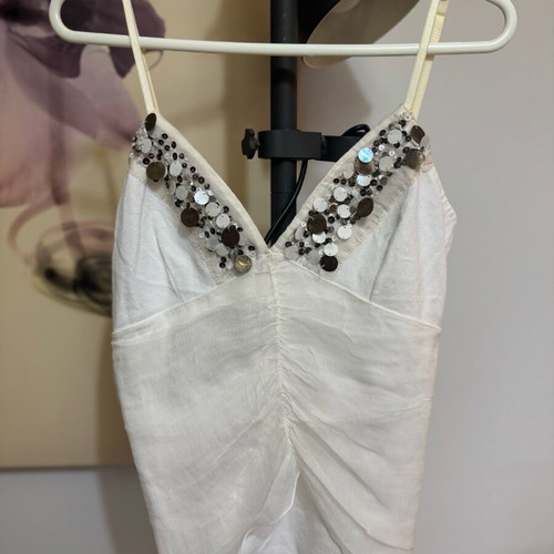 Road top with sequins and adjustable straps like new, white