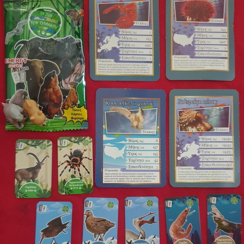 The Animals of the Planet Cards and Metal Tags with Miniature Figures New