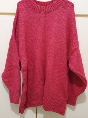 LC Waikiki fuchsia sweater like new, size XL