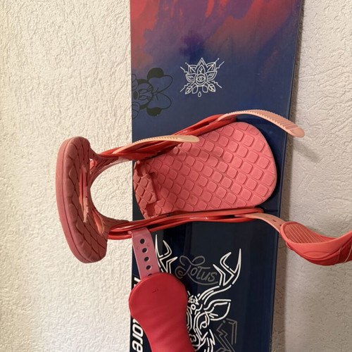Salomon snowboard 146 cm with Burton Scribe bindings size L