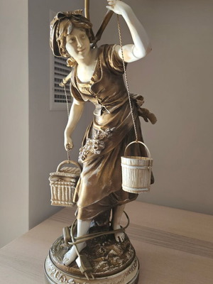 Auguste Moreau table lamp used