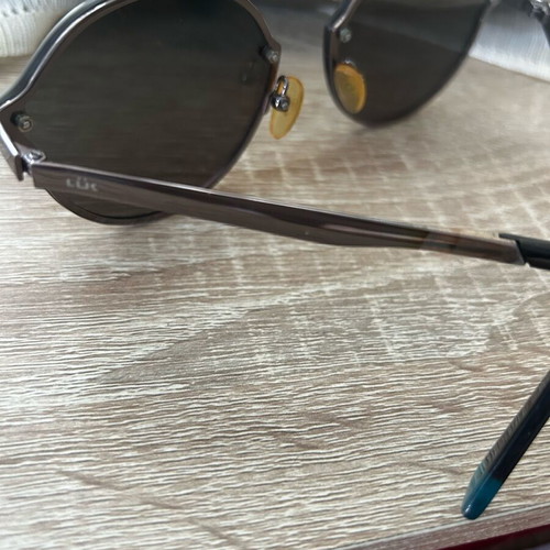 Glasses with unique design, like new, barely used
