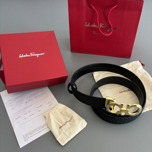 Salvatore Ferragamo leather belt with gold Gancini buckle, full set
