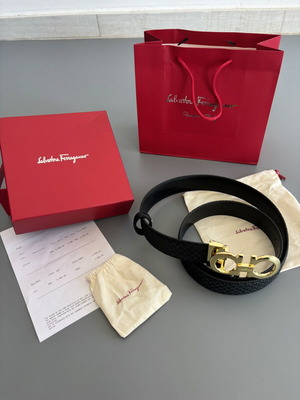 Salvatore Ferragamo leather belt with gold Gancini buckle used, full set