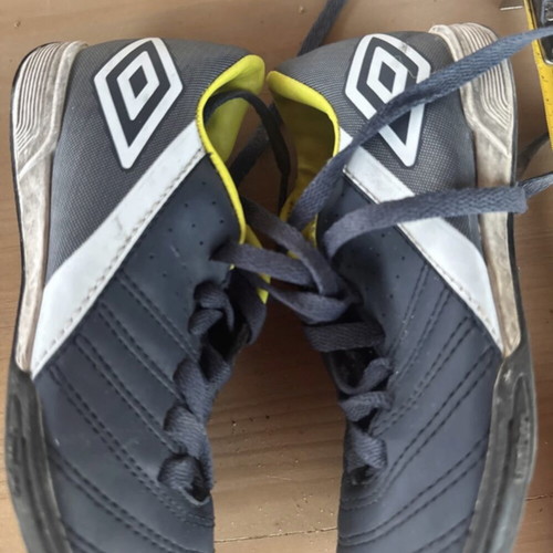 Umbro football shoes used, size 30, blue and yellow