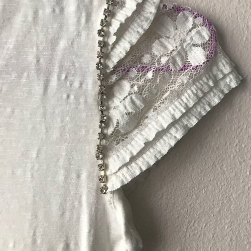 Ysatis blouse with lace and strass short sleeve in broken white like new