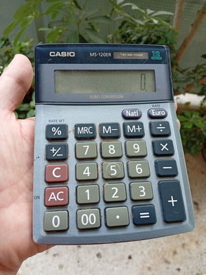 Casio calculator used in good condition