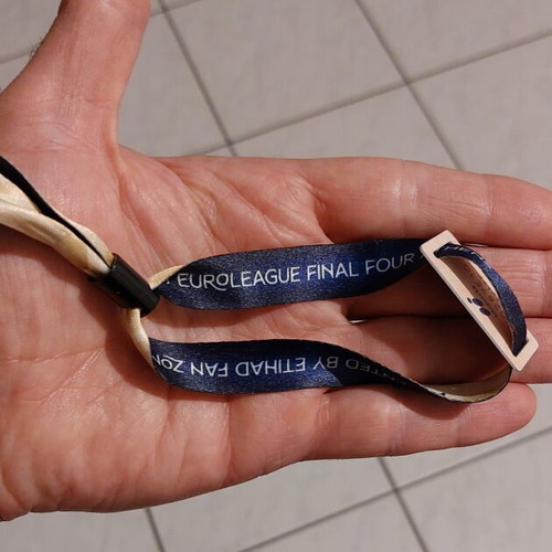 Olympiacos collectible Final Four wristband new, authentic