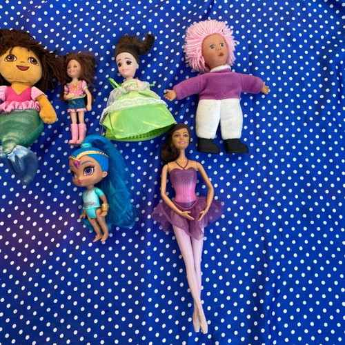 Dolls used, set of several pieces