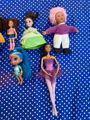 Dolls used, set of several pieces