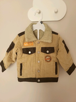 Jacket for 18 months like new with fur lining and leather details
