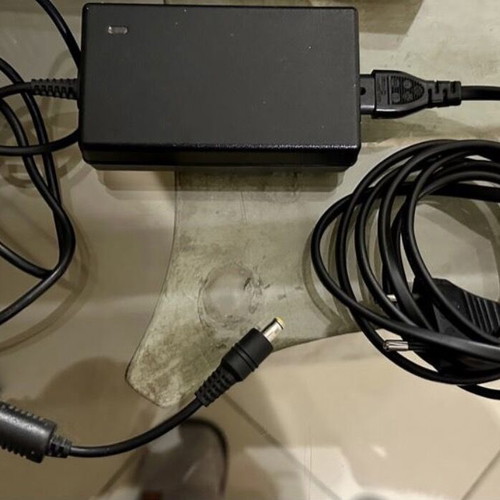Dreambox DM 800 HD SE receiver like new with remote and HDMI cable