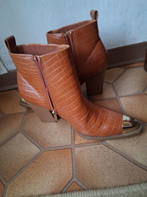 Alta Moda women's boots like new, size 37, brown