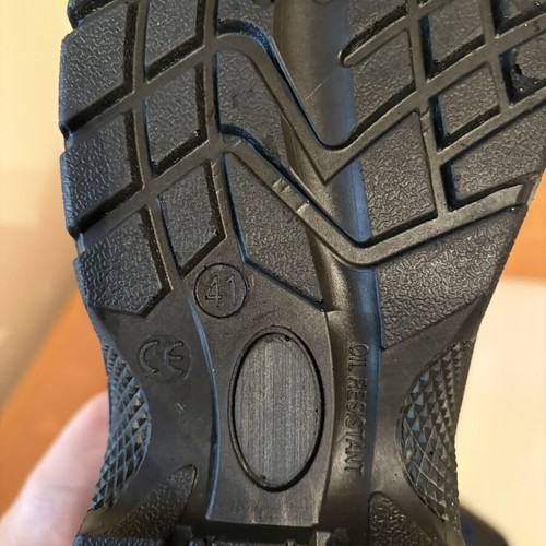 Men's Work Boots like new, size 41, black