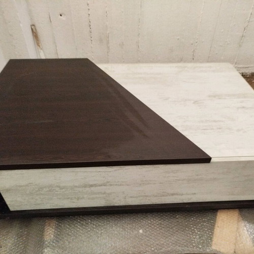 Coffee table with extendable length like new