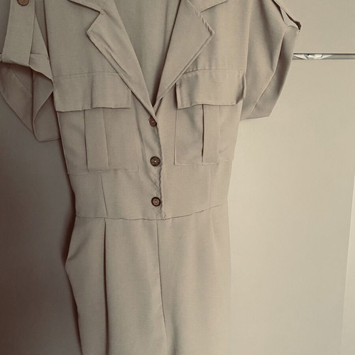 Zip Kilot beige medium, like new