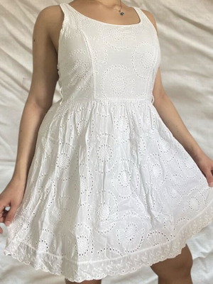 Mini dress used with floral pattern, size M, white
