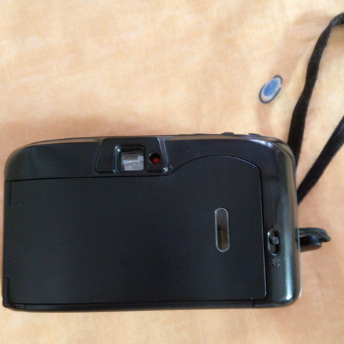 Nikon Zoom 200 AF 35mm film camera with 38-70mm zoom lens