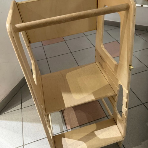 Learning tower like new with 5 adjustable levels, independent kids