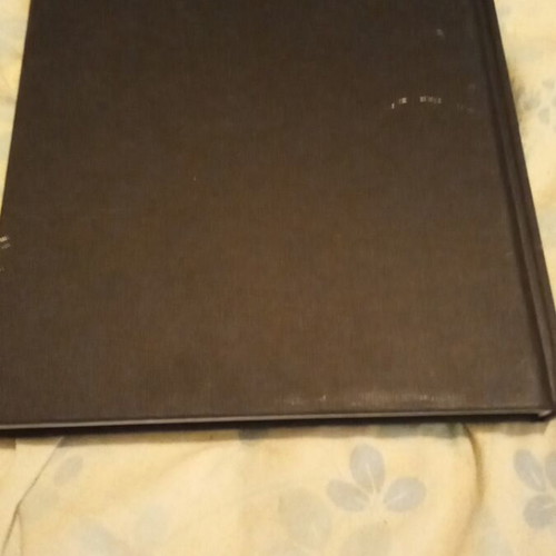Photo Album "Στην Πόλη" by Ara Güler like new