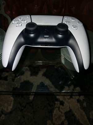 PS5 контролер като нов за PlayStation 5