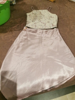 Women's dress lace handmade set small pink like new