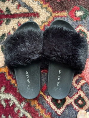 Primark women's plastic slippers with fur used size 38 black