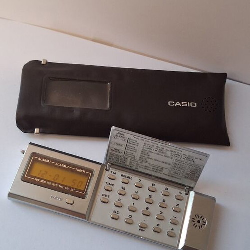 Casio MQ-2 Micro Computer Quartz calculator like new with case