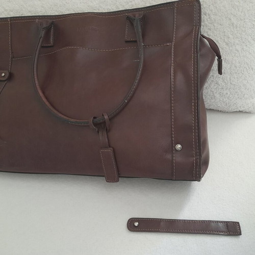 Bartuggi leather shoulder bag large used, brown