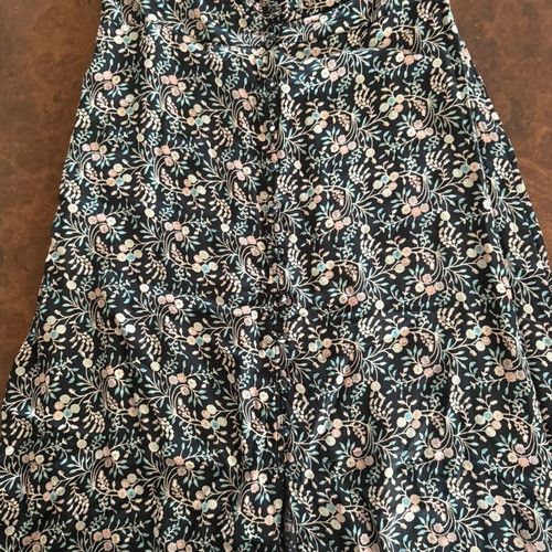 Skirt one size new, black and turquoise with small slit